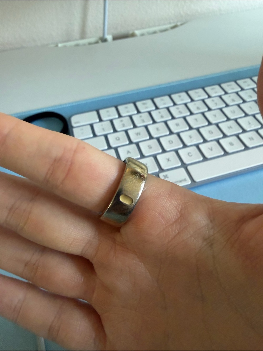 Oura Ring Gen 3 Size 8 - Picture 2 of 5